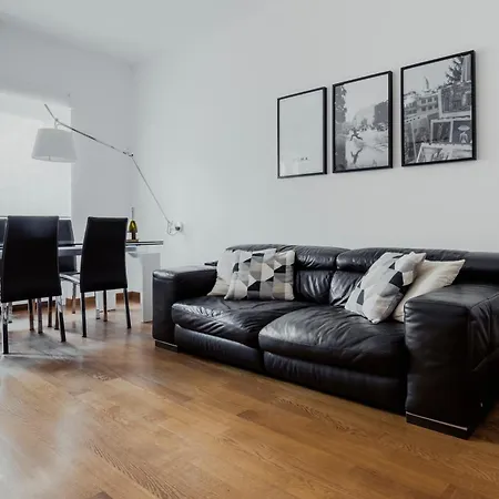 Apartment Photographer's House